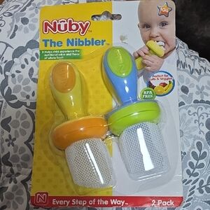 Nuby The Nibbler 2-Pack - Blue and Green
